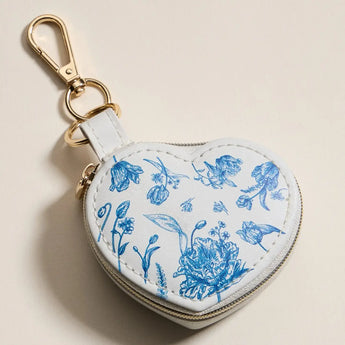 Heart jewelry holder